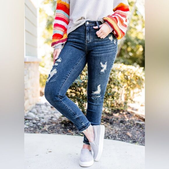 Judy Blue Women's Relaxed Fit Distressed Dark Blue Jeans  NWT   |  Size:  5/27 - Picture 1 of 16